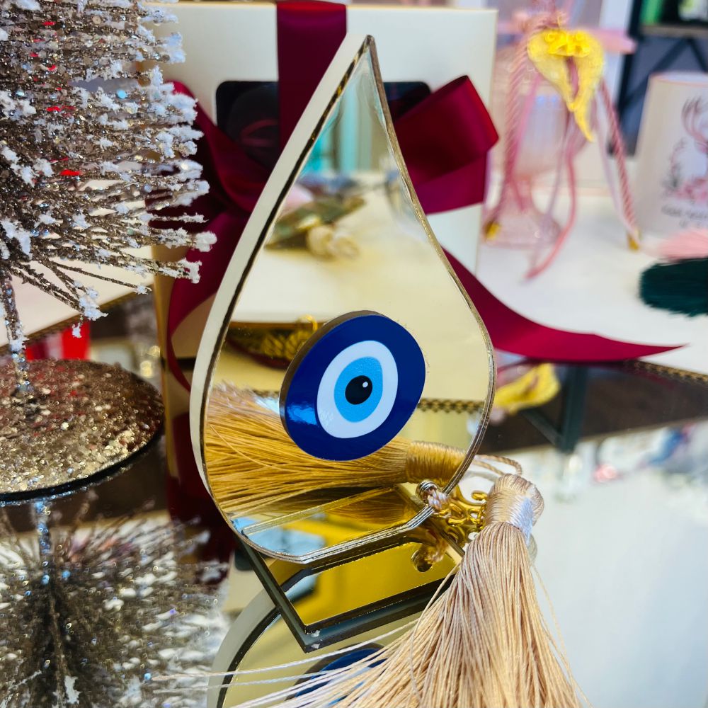 Handmade Lucky Charm Acrylic ΕΥΕ