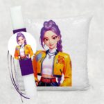 Σετ Πασχαλινή Λαμπάδα και Μαξιλάρι Rumi Huntrix